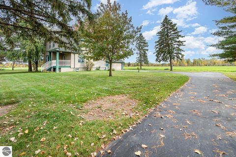 Tiny photo for 1365 W North Union Road, Auburn, MI 48611 (MLS # 1939662)