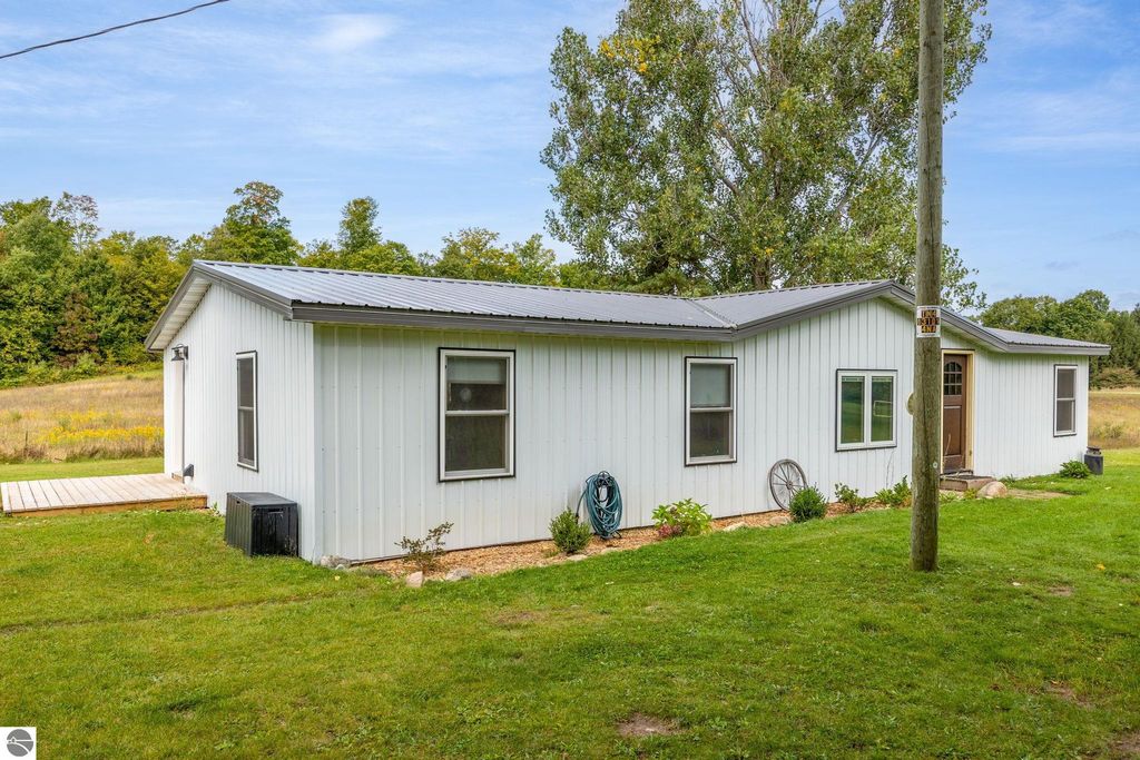 Photo of 3667 N Lakola Road, Leroy, MI 49655 (MLS # 1938442)