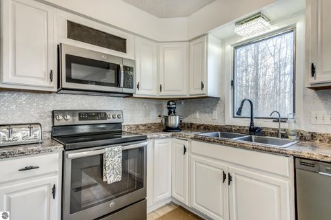 Tiny photo for 4482 Schuss Mountain Road, Bellaire, MI 49615 (MLS # 1940774)