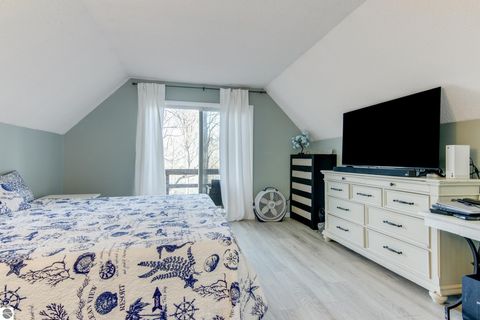 Tiny photo for 4482 Schuss Mountain Road, Bellaire, MI 49615 (MLS # 1940774)