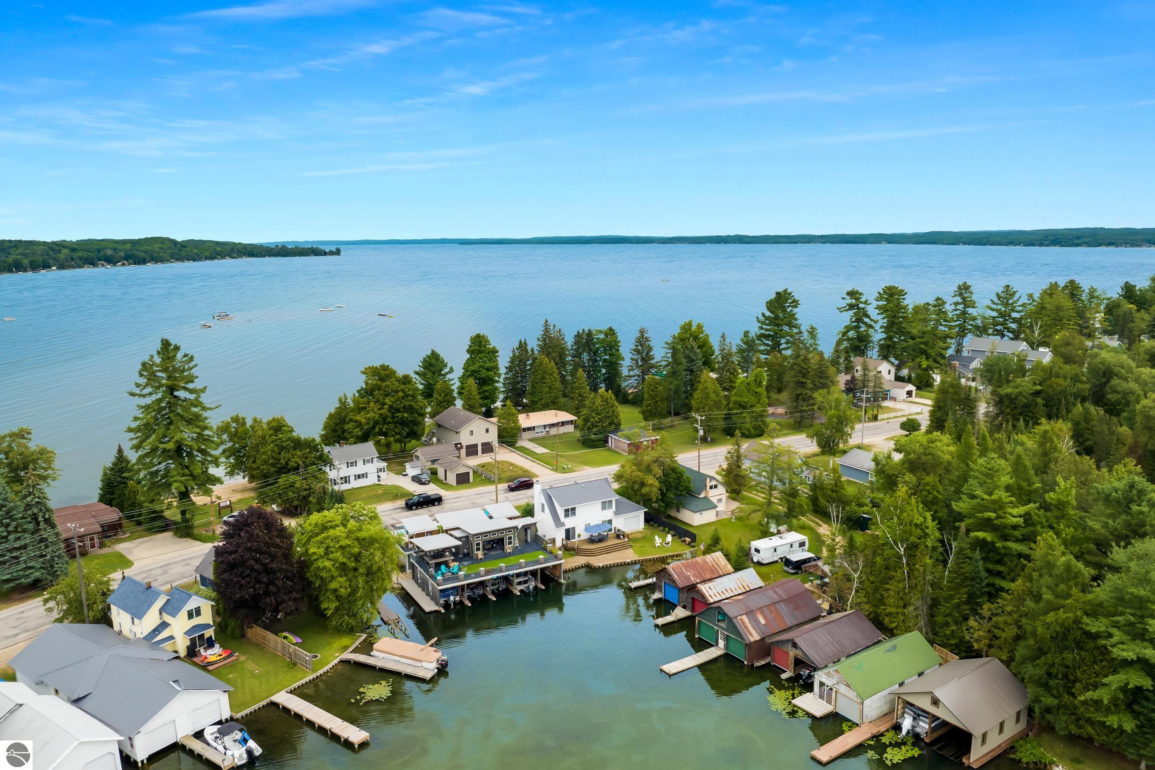 7515 Crystal Beach Road - Photo 3