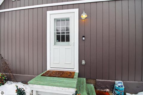 Tiny photo for 740 N Rolland Road, Weidman, MI 48893 (MLS # 1941313)