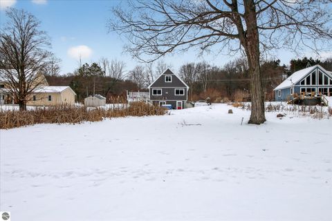 Tiny photo for 740 N Rolland Road, Weidman, MI 48893 (MLS # 1941313)