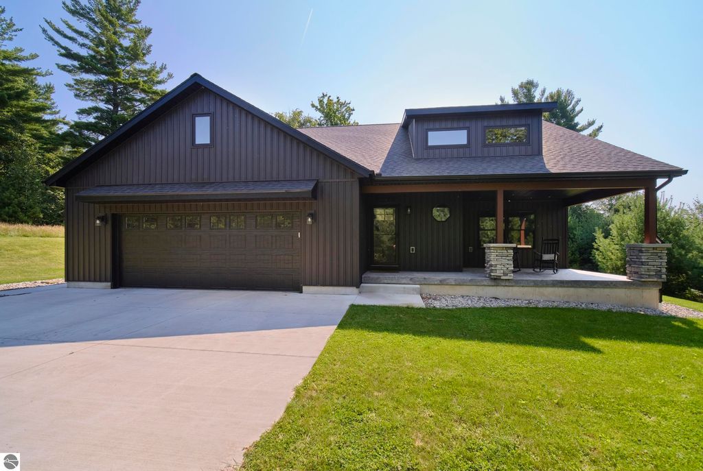 Photo of 10357 E Starlight Ridge Circle, Onekama, MI 49675 (MLS # 1939275)
