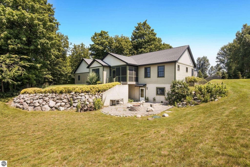 Photo of 11300 E Brigadoon Lane, Suttons Bay, MI 49682 (MLS # 1939236)