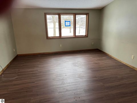 Tiny photo for 5371 S Crawford Road, Mt Pleasant, MI 48858 (MLS # 1941344)