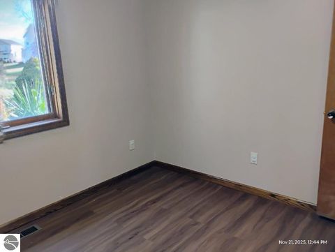 Tiny photo for 5371 S Crawford Road, Mt Pleasant, MI 48858 (MLS # 1941344)