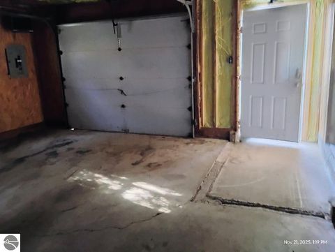 Tiny photo for 5371 S Crawford Road, Mt Pleasant, MI 48858 (MLS # 1941344)