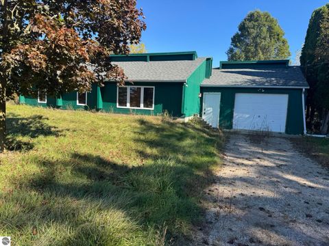 Tiny photo for 5371 S Crawford Road, Mt Pleasant, MI 48858 (MLS # 1941344)