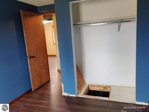 Tiny photo for 5371 S Crawford Road, Mt Pleasant, MI 48858 (MLS # 1941344)