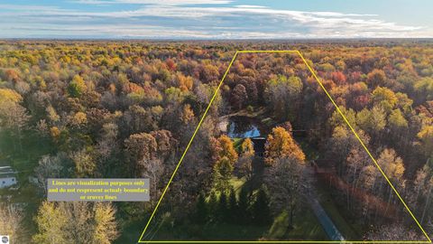 Tiny photo for 3805 S Chippewa Road, Mt Pleasant, MI 48858 (MLS # 1939858)