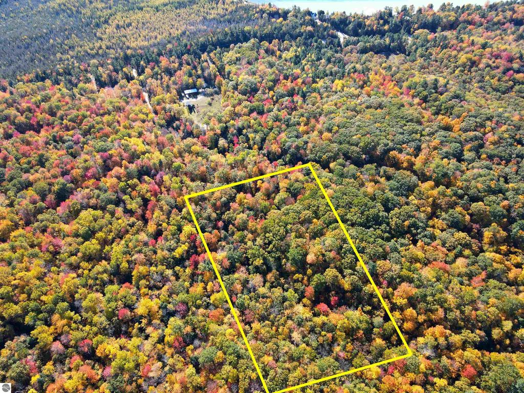 Photo of 6 N Manitou Trail, Leland, MI 49654 (MLS # 1939965)