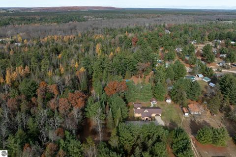 Tiny photo for 10279 N Finley Lake Avenue, Harrison, MI 48625 (MLS # 1940356)