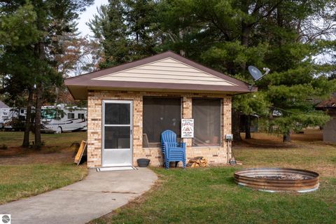 Tiny photo for 10279 N Finley Lake Avenue, Harrison, MI 48625 (MLS # 1940356)