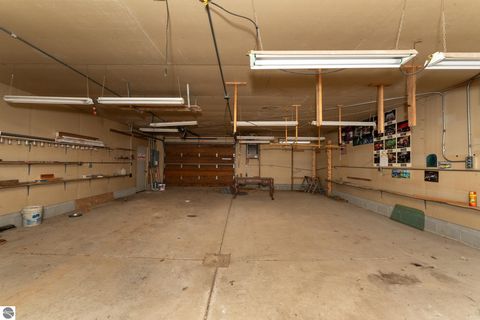 Tiny photo for 10279 N Finley Lake Avenue, Harrison, MI 48625 (MLS # 1940356)