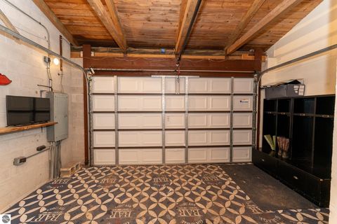 Tiny photo for 10279 N Finley Lake Avenue, Harrison, MI 48625 (MLS # 1940356)