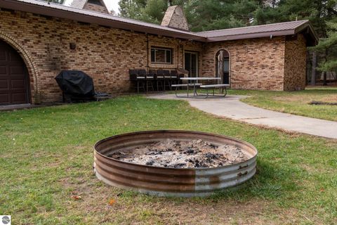 Tiny photo for 10279 N Finley Lake Avenue, Harrison, MI 48625 (MLS # 1940356)