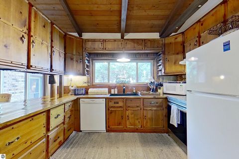 Tiny photo for 10279 N Finley Lake Avenue, Harrison, MI 48625 (MLS # 1940356)