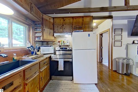 Tiny photo for 10279 N Finley Lake Avenue, Harrison, MI 48625 (MLS # 1940356)