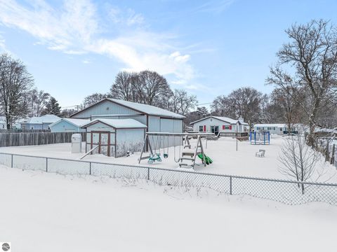 Tiny photo for 439 Colfax Street, Cadillac, MI 49601 (MLS # 1941108)