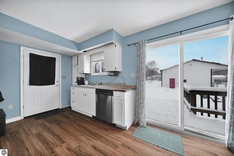 Tiny photo for 439 Colfax Street, Cadillac, MI 49601 (MLS # 1941108)