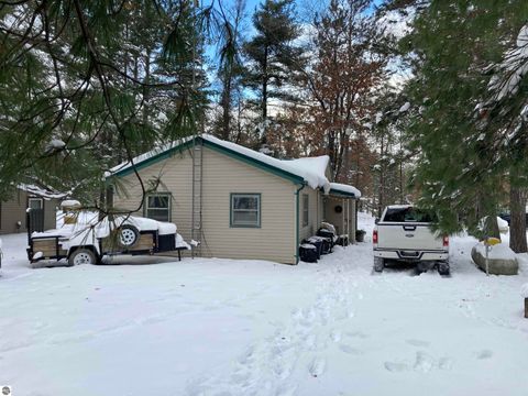 Tiny photo for 2531 Monroe Street, West Branch, MI 48661 (MLS # 1941157)