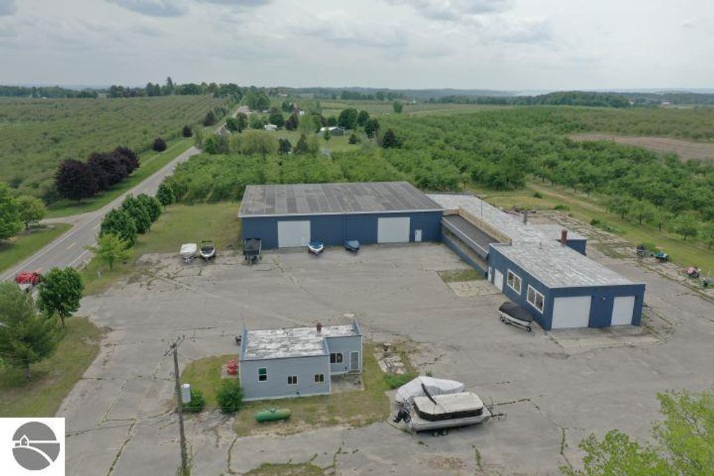 Photo of 16961 Center Road, Traverse City, MI 49686 (MLS # 1934979)