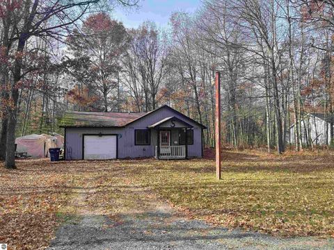 Photo of 6667 Shadowbrook Drive, Lake, MI 48632 (MLS # 1940376)