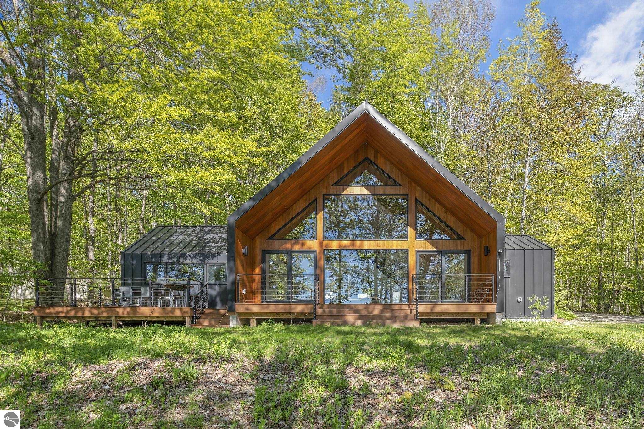 East Jordan, Michigan 49727, United States, 3 Bedrooms Bedrooms, ,2 BathroomsBathrooms,Residential,Active,139562 East Jordan, Michigan 49727, United States, 3 Bedrooms Bedrooms, ,2 BathroomsBathrooms,Residential,Active,139562