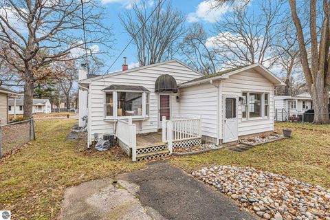 Tiny photo for 430 Davis Street, Traverse City, MI 49686 (MLS # 1940792)
