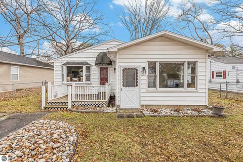 Tiny photo for 430 Davis Street, Traverse City, MI 49686 (MLS # 1940792)