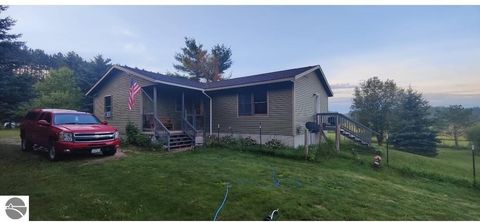 Tiny photo for 4464 E Wagner Road, Lake City, MI 49651 (MLS # 1940442)