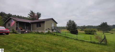 Tiny photo for 4464 E Wagner Road, Lake City, MI 49651 (MLS # 1940442)