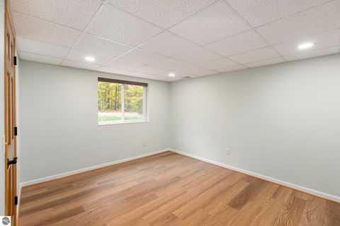 Tiny photo for 3188 Nimrod Road, Traverse City, MI 49685 (MLS # 1939814)