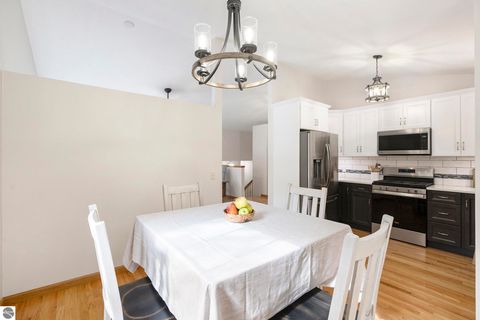 Tiny photo for 3188 Nimrod Road, Traverse City, MI 49685 (MLS # 1939814)