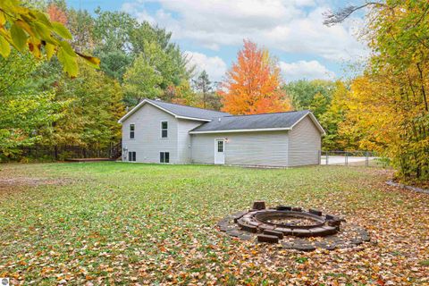 Tiny photo for 3188 Nimrod Road, Traverse City, MI 49685 (MLS # 1939814)