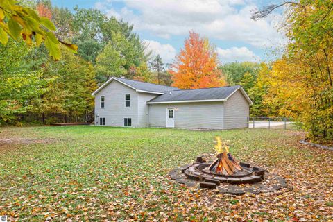 Tiny photo for 3188 Nimrod Road, Traverse City, MI 49685 (MLS # 1939814)