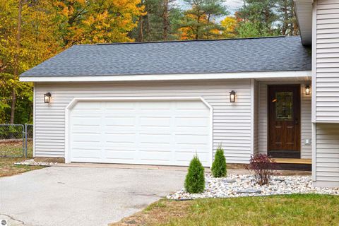 Tiny photo for 3188 Nimrod Road, Traverse City, MI 49685 (MLS # 1939814)