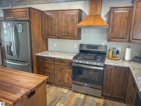 Tiny photo for 7557 Loop Road, Posen, MI 49776 (MLS # 1941188)