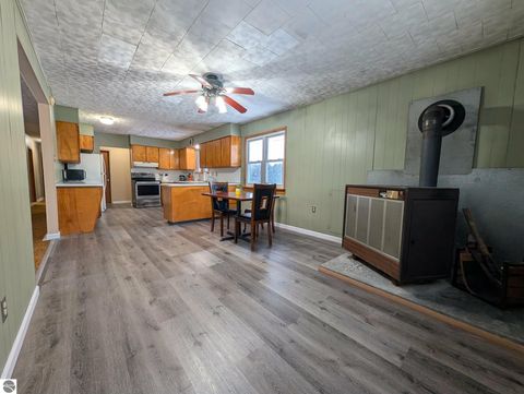 Tiny photo for 17527 110th Avenue, Evart, MI 49631 (MLS # 1941055)