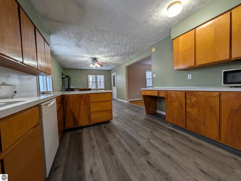 Tiny photo for 17527 110th Avenue, Evart, MI 49631 (MLS # 1941055)