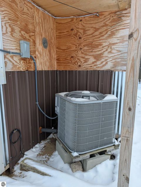 Tiny photo for 17527 110th Avenue, Evart, MI 49631 (MLS # 1941055)