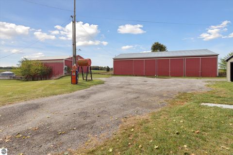 Tiny photo for 3515 N Bliss Road, Alma, MI 48801 (MLS # 1939469)