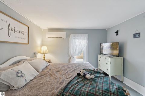 Tiny photo for 3515 N Bliss Road, Alma, MI 48801 (MLS # 1939469)