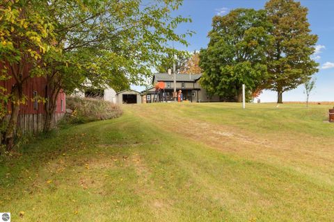Tiny photo for 3515 N Bliss Road, Alma, MI 48801 (MLS # 1939469)