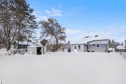 Tiny photo for 907 Chestnut Street, Cadillac, MI 49601 (MLS # 1940932)