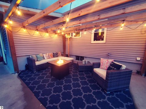 Tiny photo for 907 Chestnut Street, Cadillac, MI 49601 (MLS # 1940932)