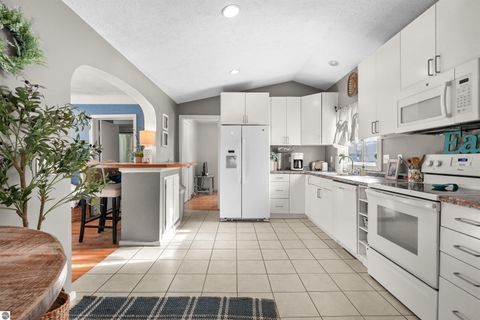 Tiny photo for 907 Chestnut Street, Cadillac, MI 49601 (MLS # 1940932)