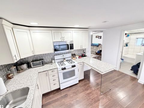 Tiny photo for 130 N Chippewa Street, Shepherd, MI 48883 (MLS # 1940568)