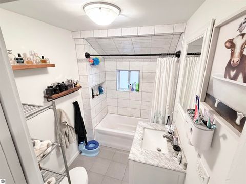 Tiny photo for 130 N Chippewa Street, Shepherd, MI 48883 (MLS # 1940568)